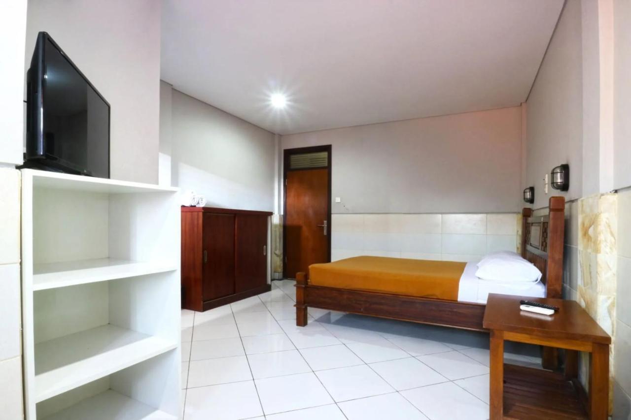 Kedin'S Inn Denpasar  Bagian luar foto