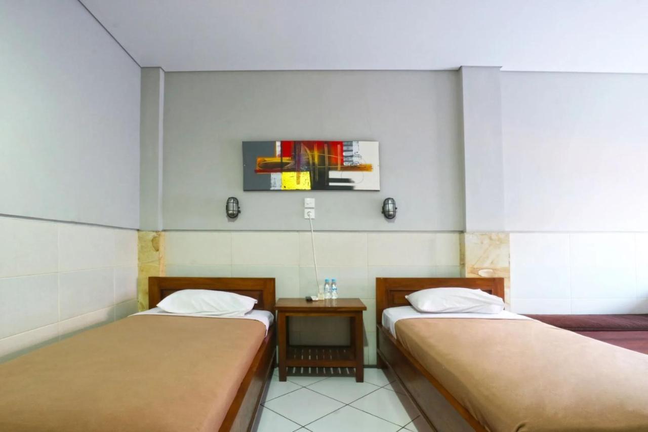 Kedin'S Inn Denpasar  Bagian luar foto